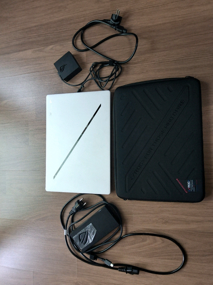 ASUS ROG Zephyrus G16 GU605 모델 게이밍 노트북 이미지