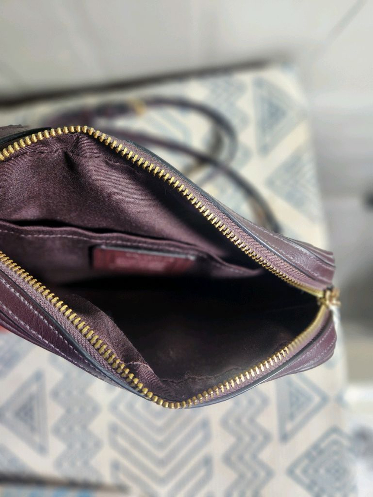 코치 플로럴 패턴 크로스백 이미지