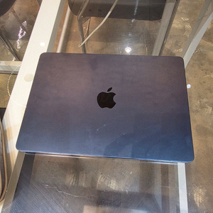 맥북에어 M2 13인치 256GB RAM 8GB 이미지