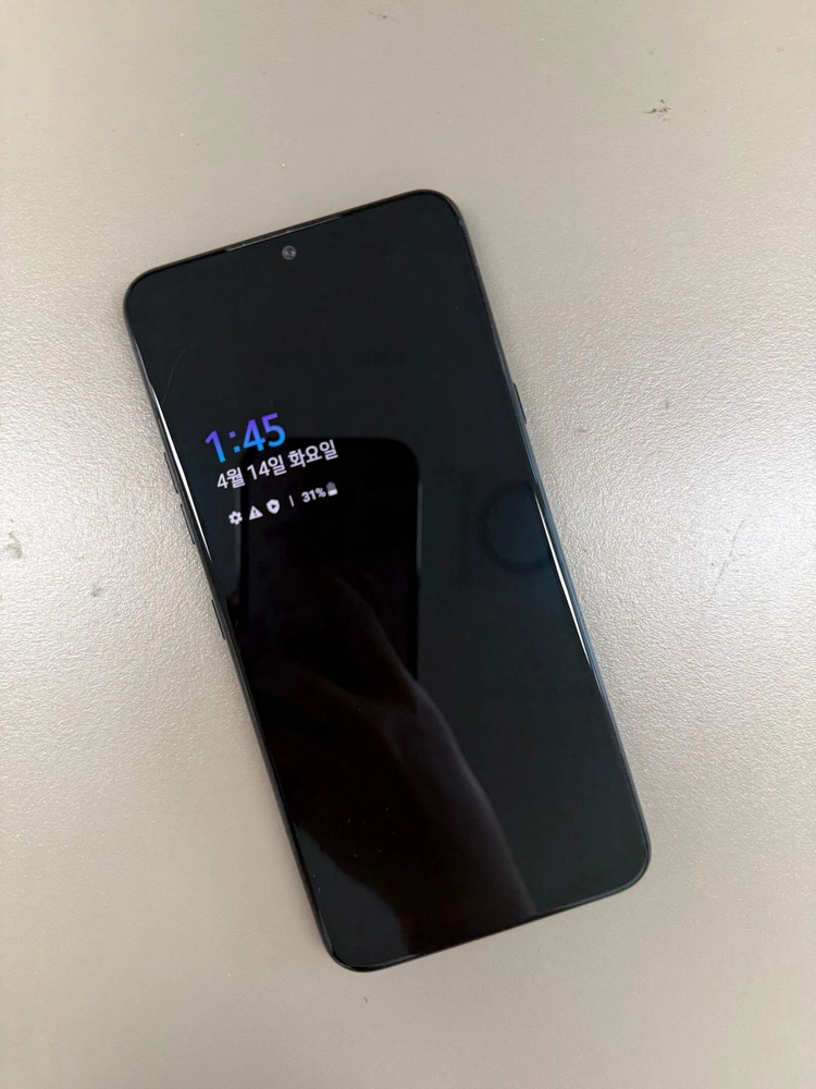 LG V50S 블랙 + 듀얼스크린 세트 깨끗한 A급 무잔상 단말기 16만원 판매해요 이미지