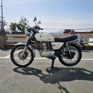 SYM 울프 클래식 125 이미지