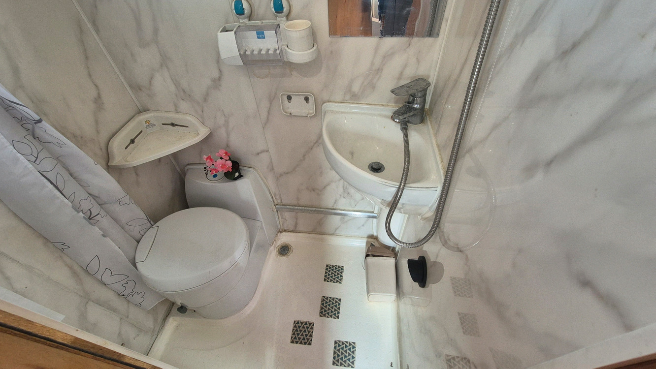 1톤 캠핑카 이미지