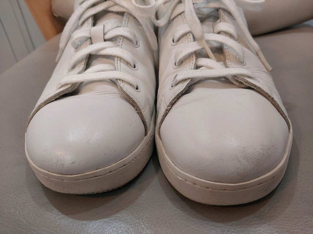 아페쎄 Kid Cudi x APC 레더 화이트 스니커즈 260mm 택포49,000원 이미지