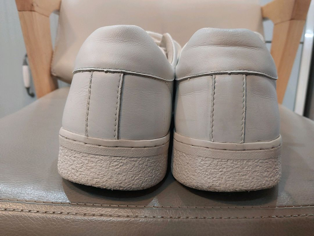 아페쎄 Kid Cudi x APC 레더 화이트 스니커즈 260mm 택포49,000원 이미지