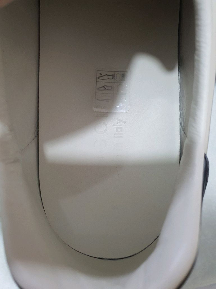 구찌 남성 스니커즈 이미지