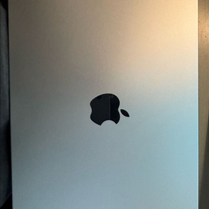 맥북 프로 M3 Pro 14인치 이미지