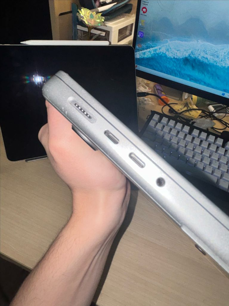 맥북 프로 M3 Pro 14인치 이미지