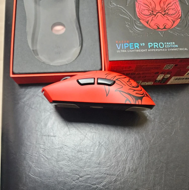 레이저 바이퍼 V3 Pro 페이커 에디션 이미지