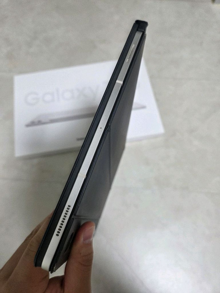 갤럭시탭 S9 울트라 512G WIFI + 정품키보드 이미지