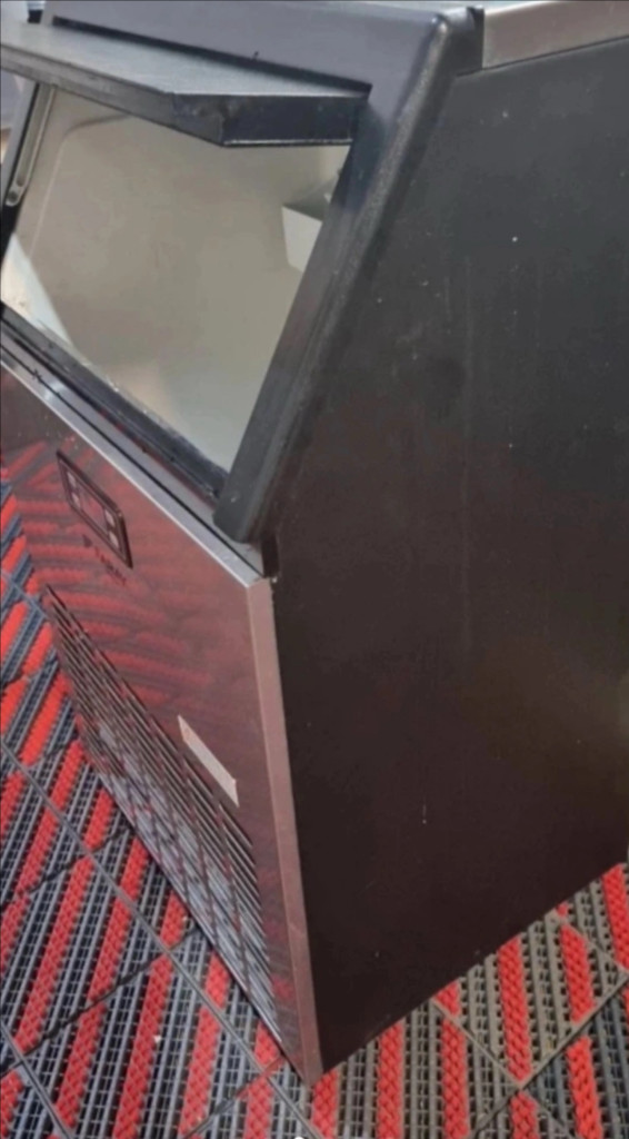 화레이 업소용 제빙기 FIC-6700 2019년 생산제품 이미지