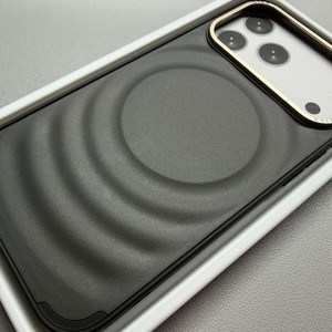 미아크(MIAK) SCOOP 아이폰 17 프로맥스 케이스 이미지