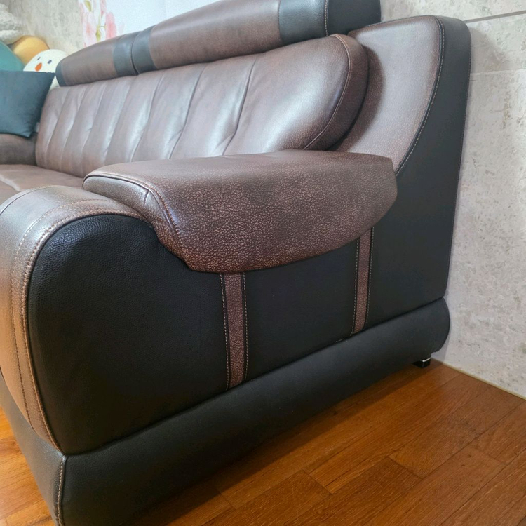 고급 가죽 소파 이미지