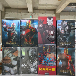 핫토이 아이언맨 마크(1-7)+홀오브아머(미개봉)+마크1(미개봉,서비스)워머신2(서비스) 팝니다 이미지