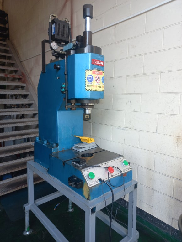 유압프레스 10ton 이미지