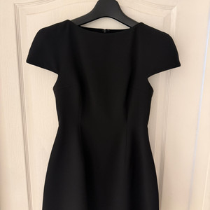 플로움 아이코닉 미니원피스 블랙 m 새상품(택포9) 이미지