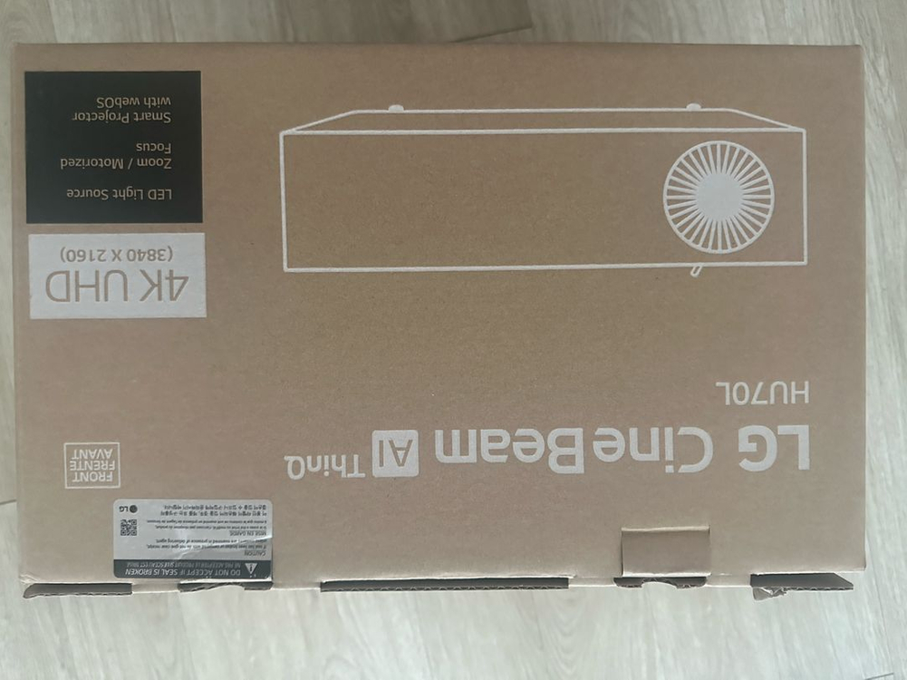 LG 시네빔 HU70LA 4K프로젝터 이미지