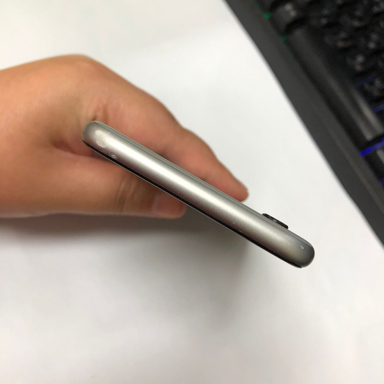 아이폰6S 64GB 스그 중고폰 배터리100% 레트로감성 인스타 카메라폰 사진폰 101673 이미지