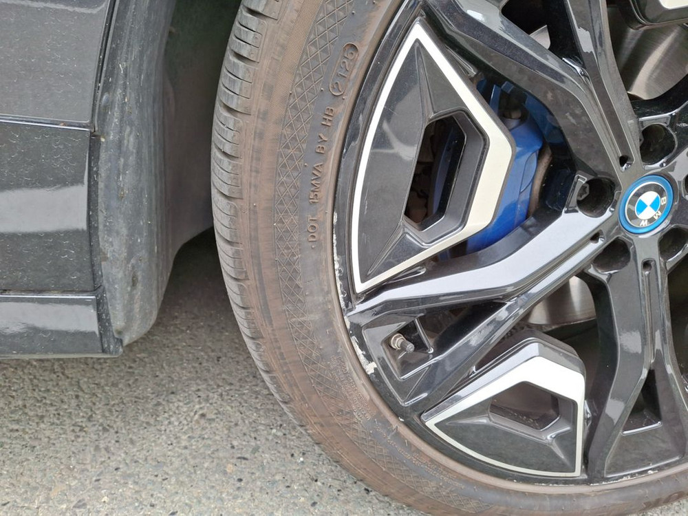 bmw ix 22인치 휠 이미지