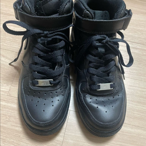 나이키 에어포스1 올블랙 230 이미지