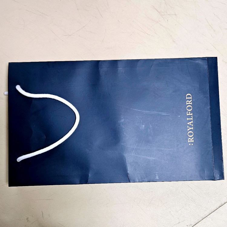 [새상품,쇼핑백선물포장] 로얄포드 캄포나무 원목 도마 L 플레이팅 베이킹 주방도구 홈베이킹 빵 케이크 휘핑기 버터 이미지