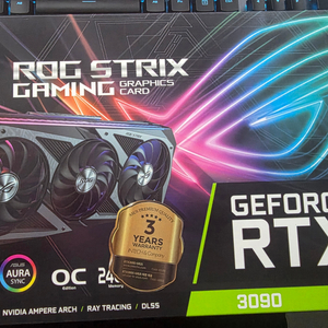 아수스 ROG RTX 3090 Strix OC 그래픽카드 이미지