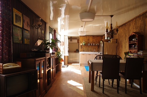 정박형 대형 카라반 (세컨하우스나 숙소로 운영가능)+컨테이너포함 이미지