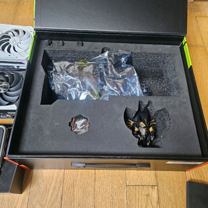rtx3090 익스트림 기가바이트 풀박스 이미지