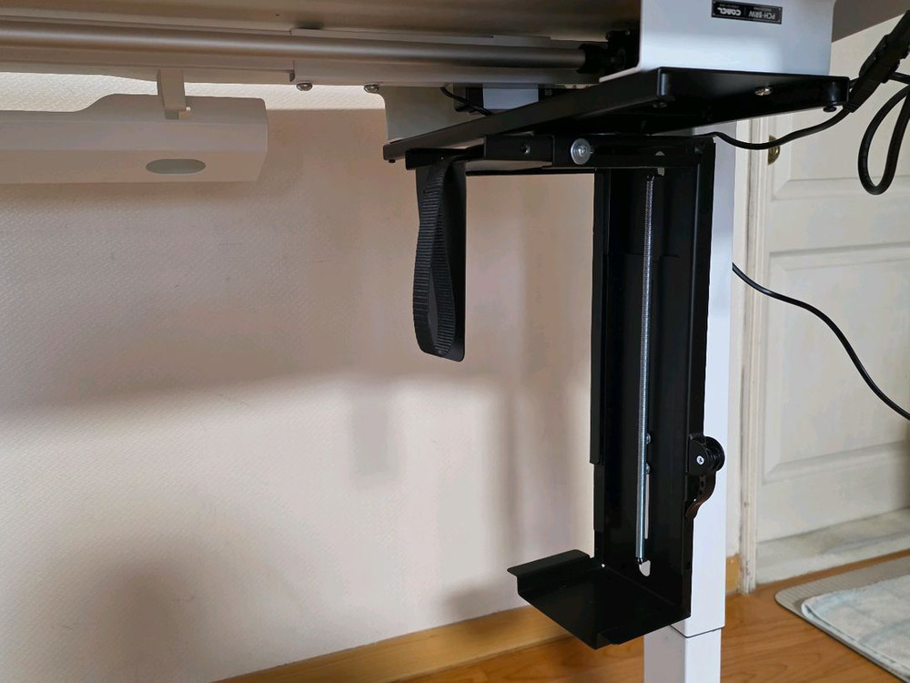 핏쳐 모션데스크(1400) 와 시디즈 T50 의자 세트로 판매합니다. 이미지