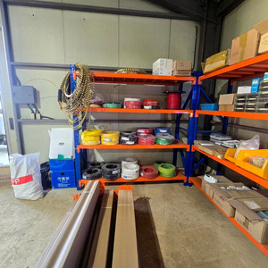 농가 창고 공장용 철제랙 철제선반 중량랙 세계최저가 고릴라랙 중량앵글 이미지