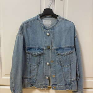 레니본 데님 자켓 판매해요 이미지