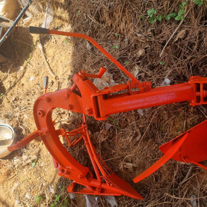 대동 경운기의 쟁기 9만원 히치판 25000원 이미지