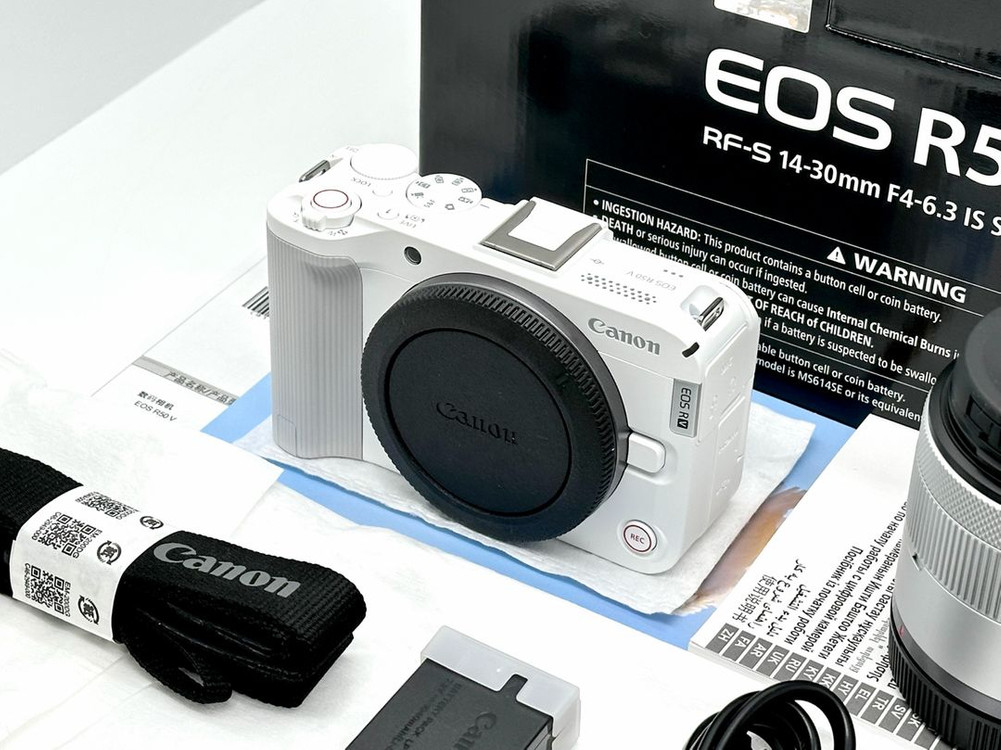 새상품 정품 캐논(Canon) EOS R50V 화이트 14-30mm KIT 미러리스 풀박스 이미지
