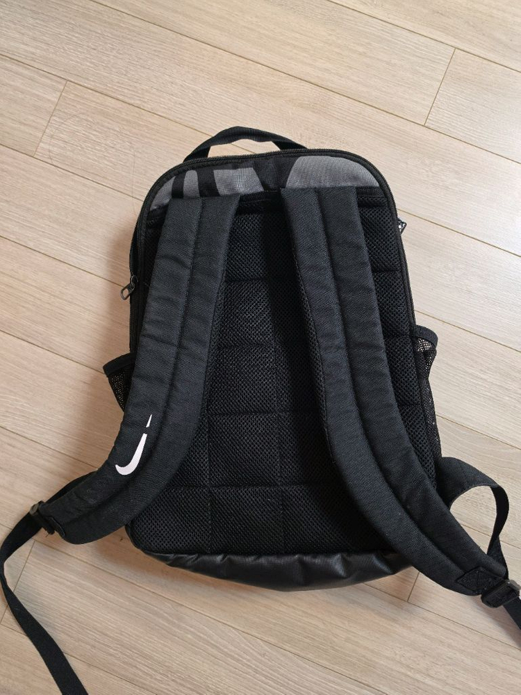 나이키 패턴 백팩 그레이 이미지