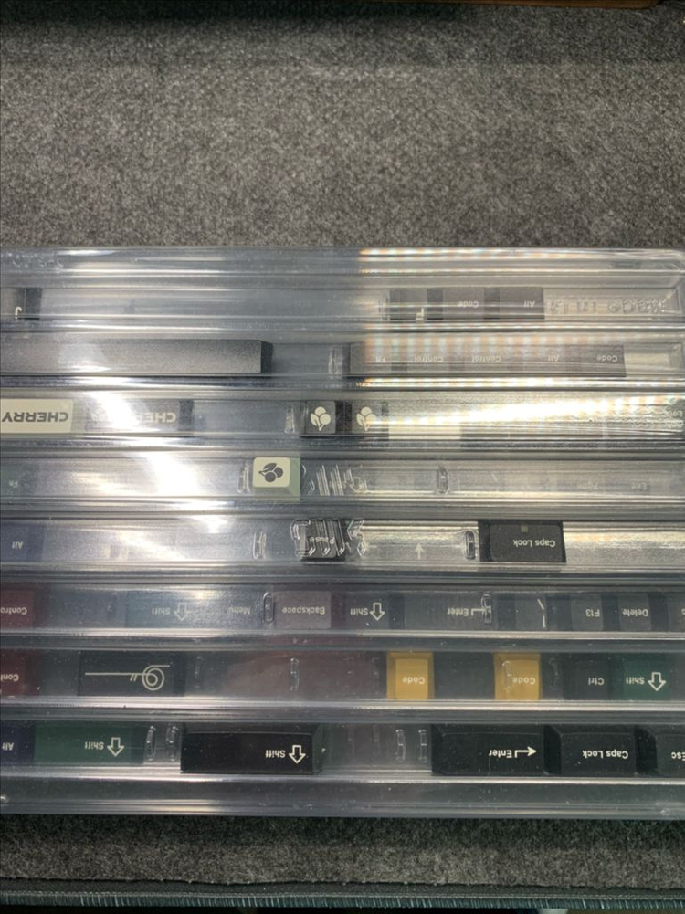 GEON F2-84 도색 이미지