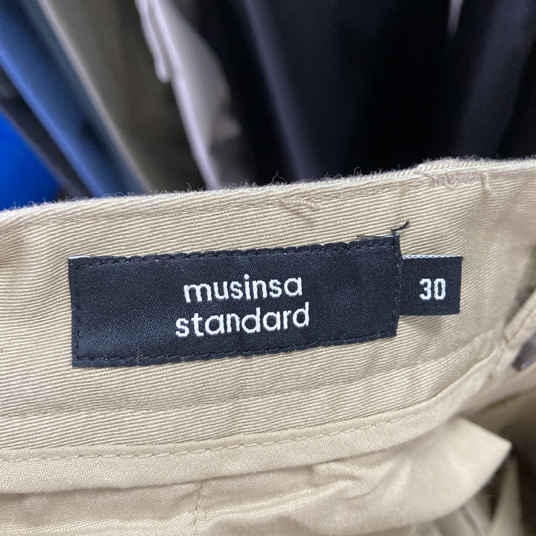 무신사스탠다드 새상품 남면바지 30 영구제 중고장터 이미지