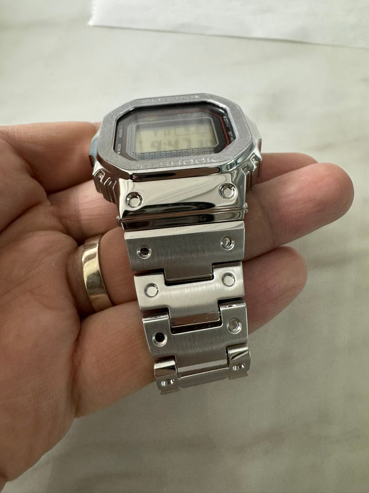 지샥GMW-B5000D-1CDR(빨테 풀메탈) 팝니다. 이미지