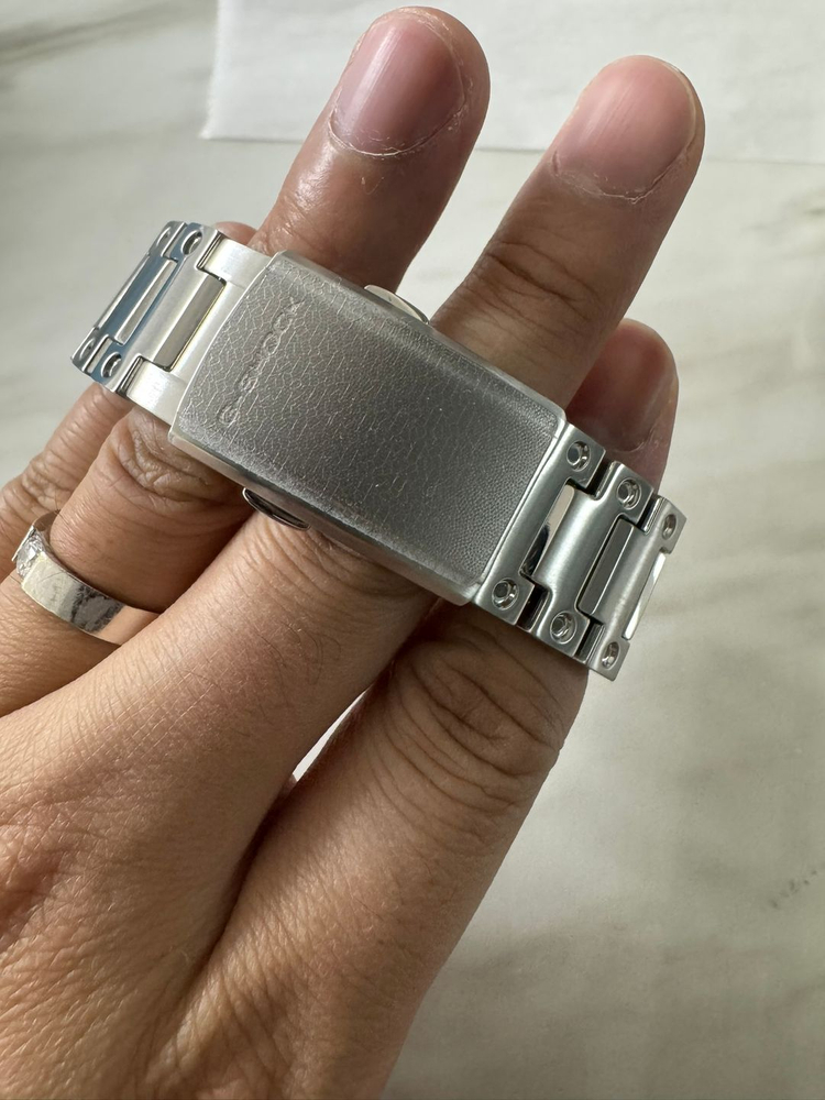 지샥GMW-B5000D-1CDR(빨테 풀메탈) 팝니다. 이미지