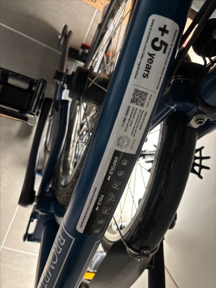 브롬톤 접이식자전거 25년식 c라인 12단 미드렉 이미지