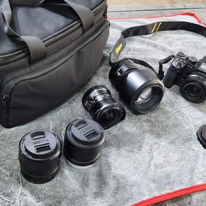니콘 z50ii 1650kit, ftzii, 85.8g등 단렌즈4개 일괄판매합니다