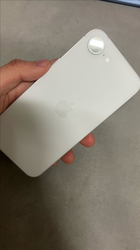 아이폰 16e 화이트 128gb 급처 이미지