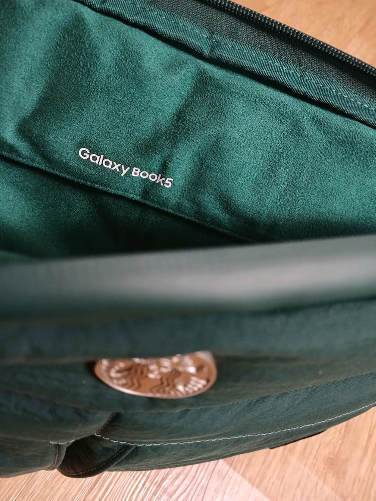 갤럭시북5 (스타벅스 노트북 파우치 가방) (거의 새것) 이미지