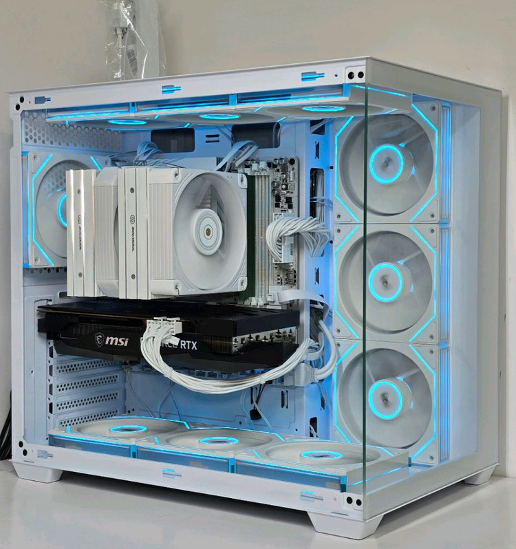 (새제품 반본체 공랭 화이트) 그래픽카드 없는 본체입니다라이젠7-6세대 9800X3D, 850W GOLD, 어로스 이미지