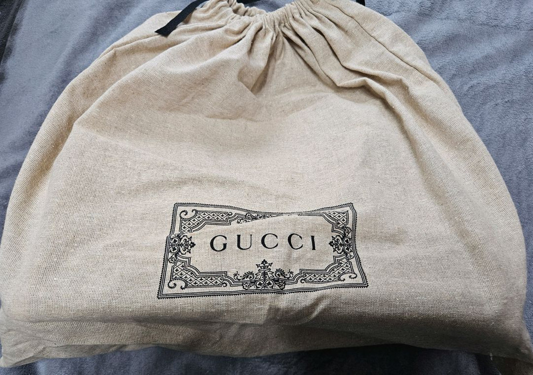 구찌 패드락 미디움 숄더백 베이지 판매 이미지