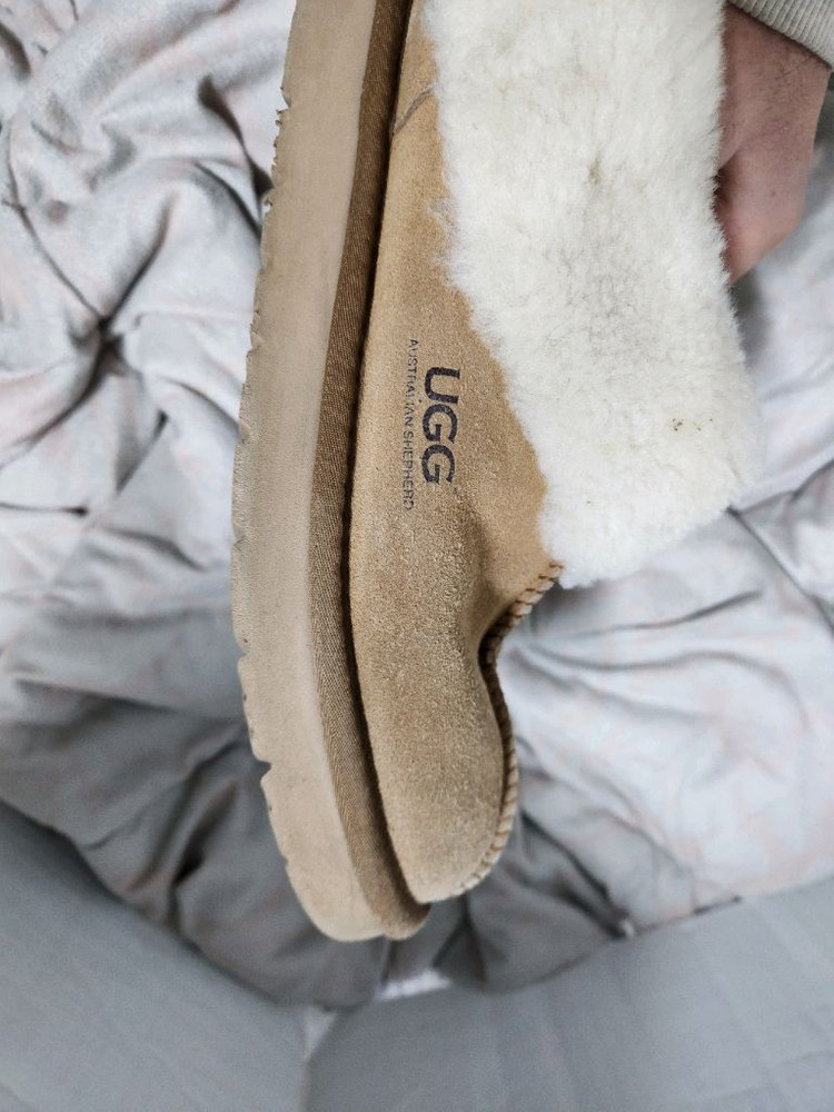 양털 슬리퍼 어그 부츠입니다 이미지