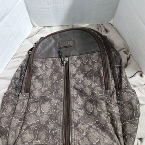 패턴 백팩 코치 이미지