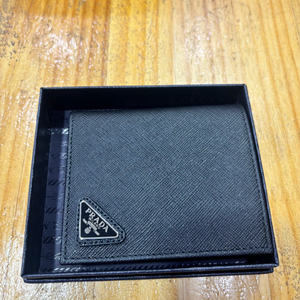 프라다 남성 반지갑 새상품 이미지