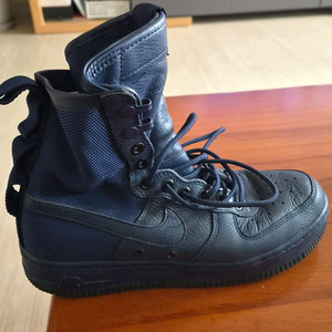 [나이키 희귀템 ]여성용 SF 에어포스 1 하이 바이너리 블루 (240mm) 이미지