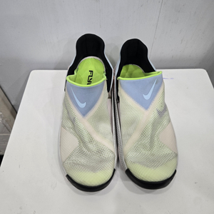 사이즈285 )) NIKE 나이키 고 플라이이즈 신발! 신고 벗기 편해요~ 이미지