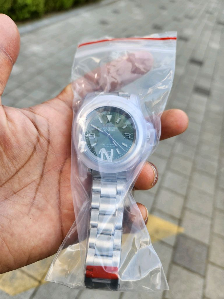 롤렉스 세이코 모드 올리브그린 이미지