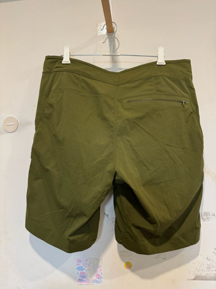 Arcteryx 아크테릭스 남성 반바지 이미지